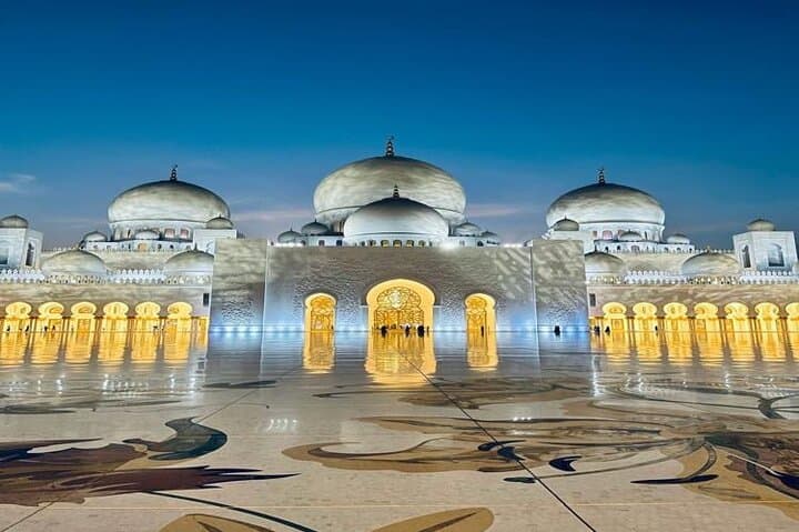 Dubai to Abu Dhabi Day Tour — Sheikh Zayed Grand Mosque & Louvre Abu Dhabi photo 4