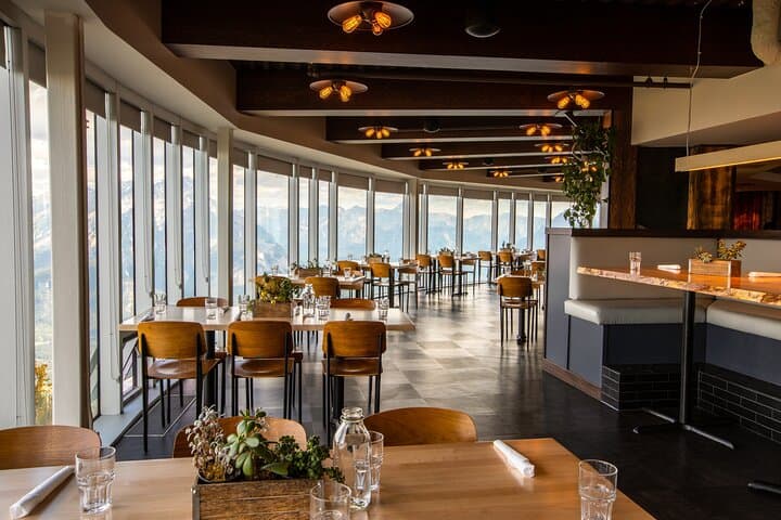 Banff Winter Wonder Tour & Nightrise Gondola Experience photo 5