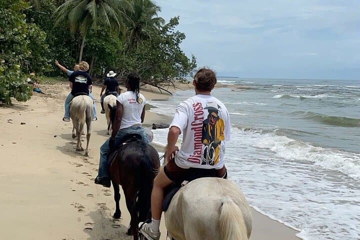Bali Beach Horse Riding & Kantolampo Waterfall — Full-Day All-Inclusive Tour photo 2