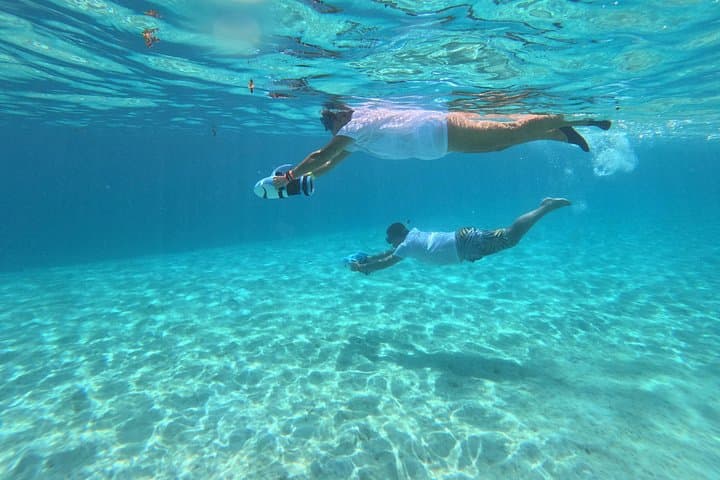 Underwater Scooter Snorkeling in Tahiti – Lagoon Scooter Tours & Turtle Encounters photo 3