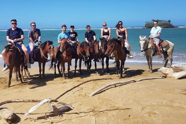 Horseback Riding on Maimon Beach: Puerto Plata Coastal Trail Ride