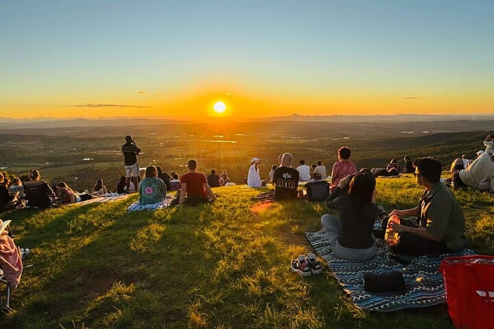 Tamborine Mountain Glow Worm Caves, Sunset & Telescope Stargazing from Brisbane
