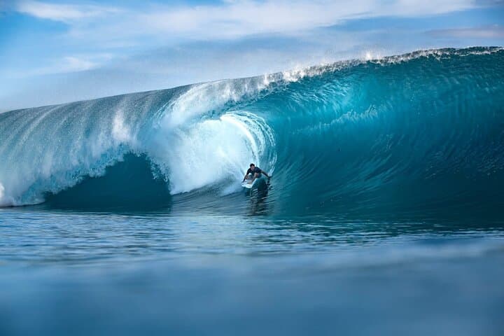 Tahiti Iti Discovery: 4-Hour Boat Excursion to Teahupo'o & Te Pari photo 2