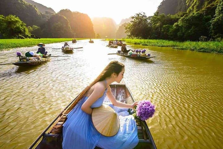 Ninh Binh Day Trip: Hoa Lu, Tam Coc & Mua Cave from Hanoi