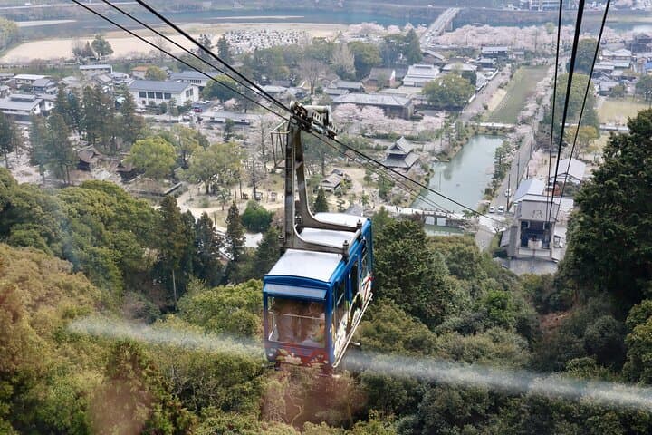 Miyajima & Iwakuni: Day Trip to Kintaikyo Bridge and Itsukushima Shrine photo 4