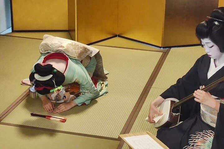 Private 5-Hour Kyoto Machiya Cultural Experience: Maiko, Matcha & Local Walk photo 3