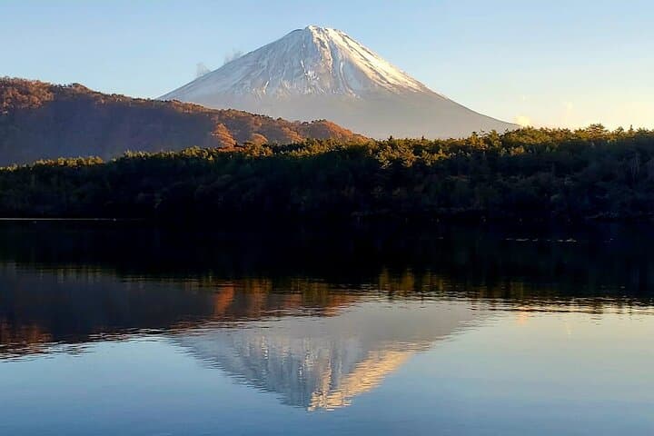 Mount Fuji & Hakone Private Day Trip from Tokyo — Lake Ashi Cruise, Owakudani & Ropeway photo 4