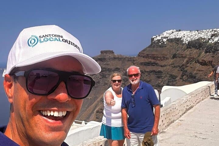Private Santorini Highlights Tour and Lunch: Oia, Red Beach & Winery photo 4