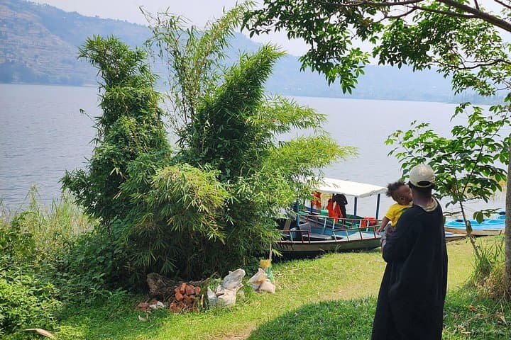 Twin Lakes of Ruhondo and Burera: Day Hike, Canoe & Volcano Views from Kigali photo 4