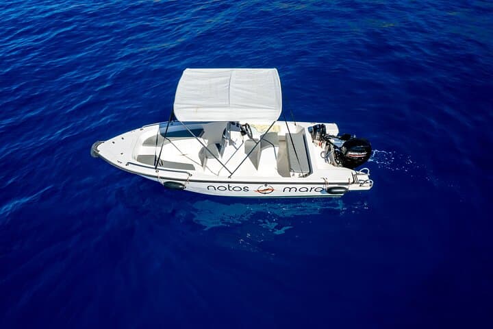 Kolymvari License-Free 30hp Boat Rental to Rodopou Peninsula Beaches
