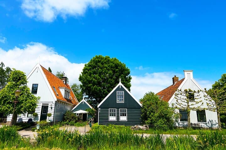 Amsterdam Countryside Bike Tour: Windmills, Dikes & Village Rides (Private Guide) photo 6