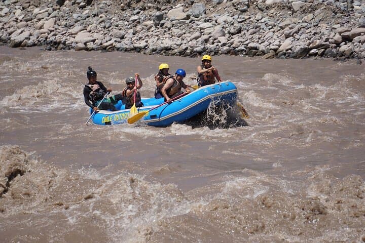 Maipo River Whitewater Rafting: Thrilling Class III–IV Runs from Santiago photo 5