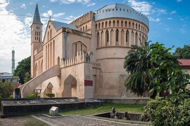 Stone Town & Prison Island Day Trip: Historic Walking Tour and Tortoise Visit photo 6