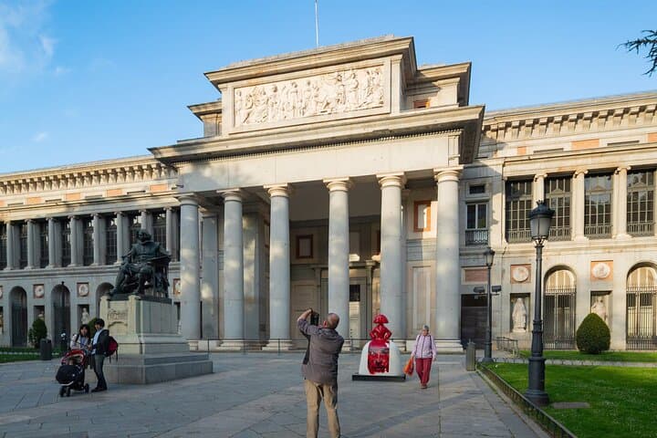 Prado Museum Fast-Track Tour: Skip-the-Line Highlights & Tapas Option photo 4