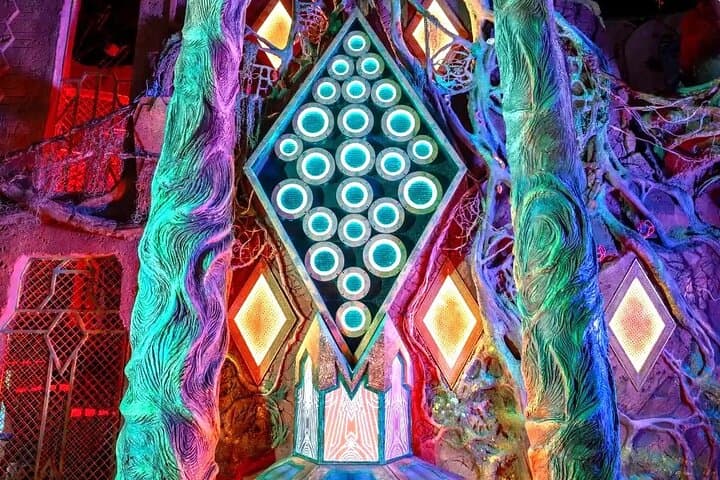 Inside Meow Wolf’s Radio Tave: Houston’s Reality-Bending Interactive Art Experience photo 2