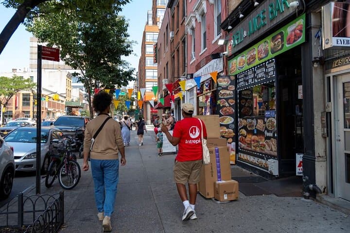 Brooklyn Family-Owned Brownstone Bites — 3-Hour Carroll Gardens Food Tour photo 3