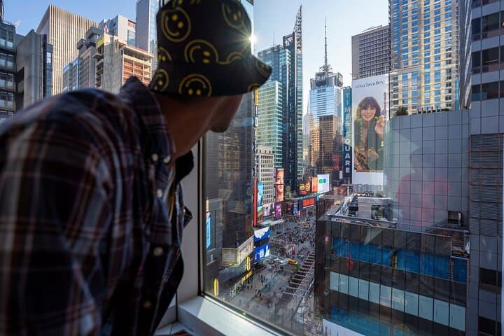 NYC Broadway Backstage Tour: Times Square to Rehearsal Studio Secrets photo 4