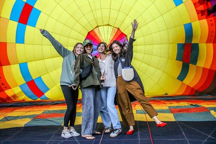 Dawn Balloons Over Teotihuacan: Sunrise Flight with Breakfast & Transport photo 5