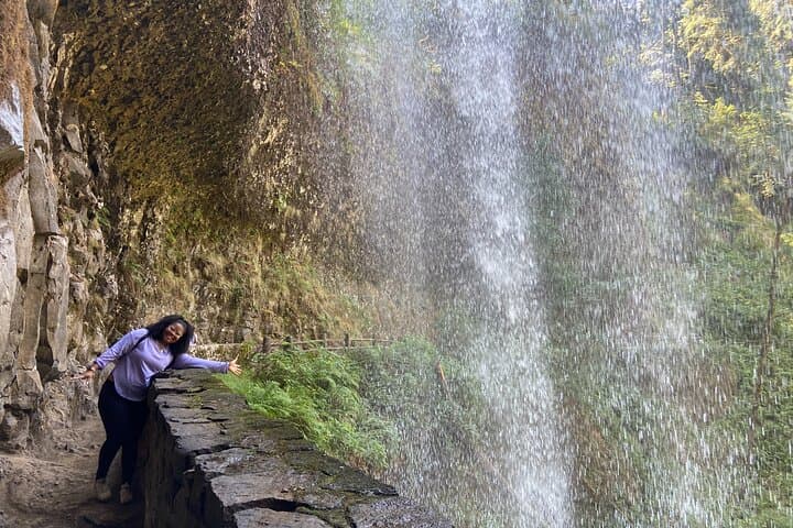 Hike the Trail of Ten Falls: Silver Falls Waterfall Hiking Tour from Portland