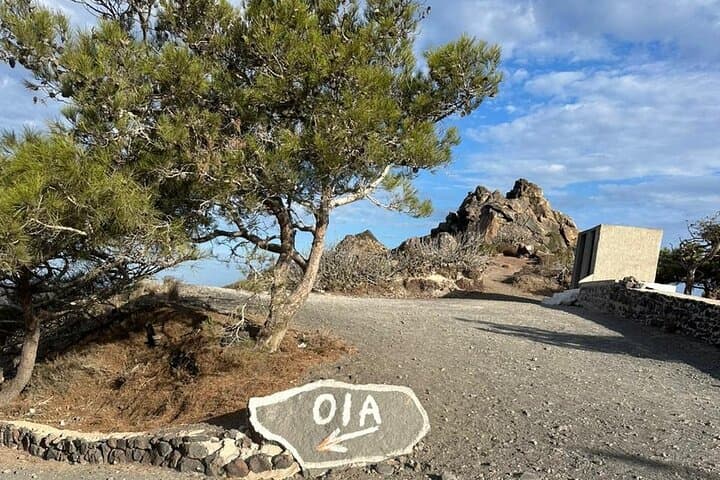 Santorini Caldera Hike: Private Guided Fira to Oia Trek photo 5