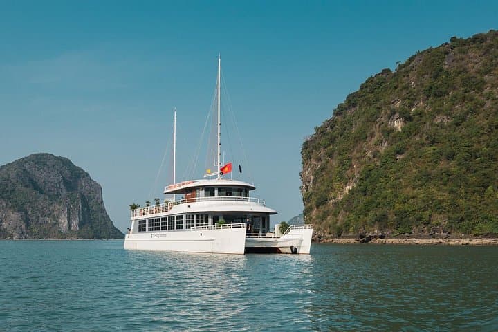 Halong & Lan Ha Bay 5-Star Catamaran Day Cruise: Kayaking, Swimming & Cooking photo 4