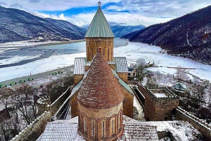 Full-Day Kazbegi & Gudauri Tour from Tbilisi: Gergeti Trinity, Ananuri, Jinvali Reservoir photo 2