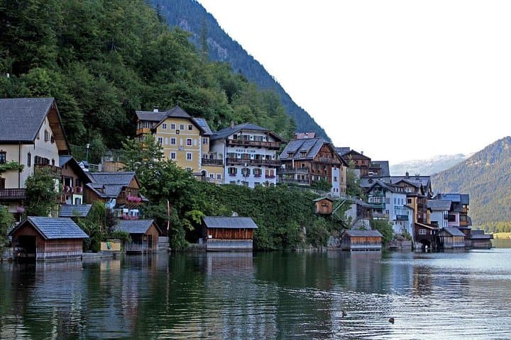 Private Hallstatt Skywalk and Wolfgangsee Boat Day Trip from Salzburg photo 4