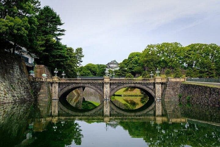 Private Full-Day Tokyo Sightseeing Tour: Tsukiji, Asakusa, Skytree & Shibuya photo 2