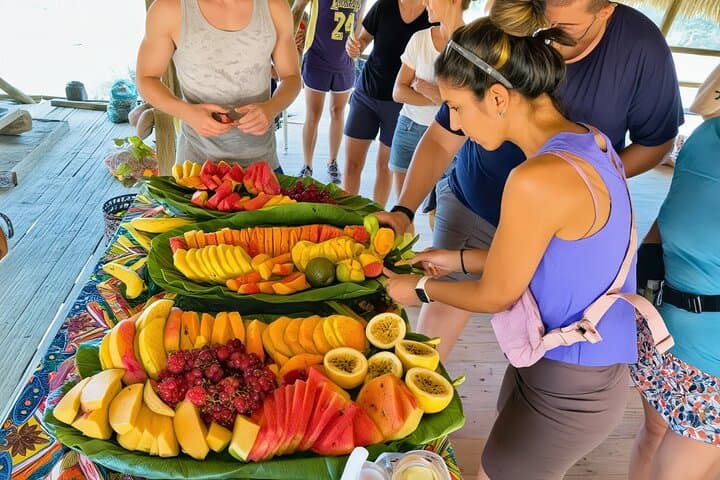 Emberá Village & Hidden Waterfall: Chagres River Cultural Canoe Tour photo 4