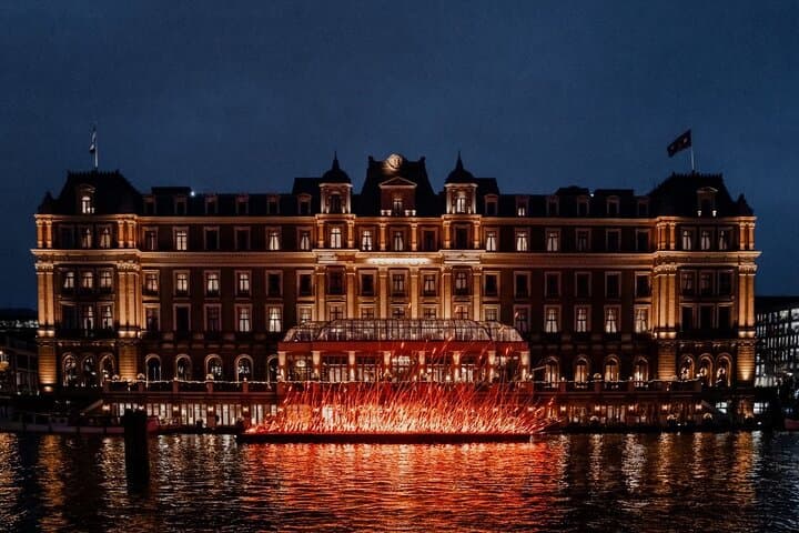 Amsterdam Evening Lights Bike Tour: Guided 90-Min Canal Ride photo 3