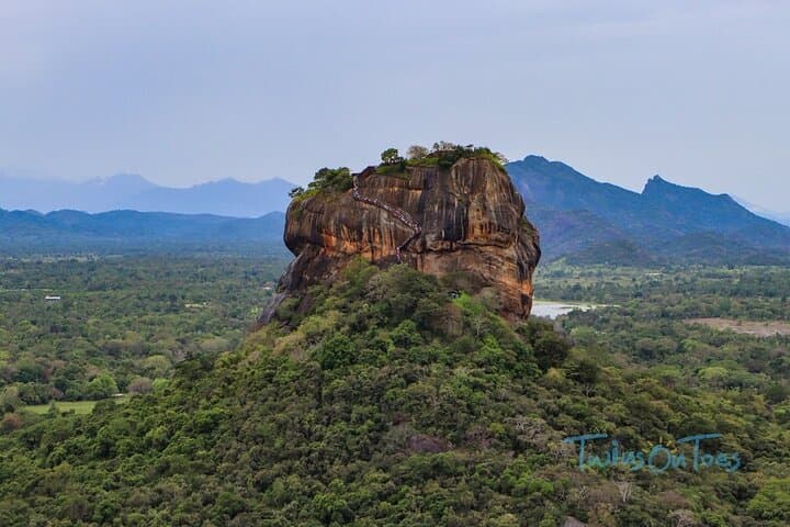 2-Day Sri Lanka Highlights: Sigiriya, Dambulla & Kandy Itinerary photo 3