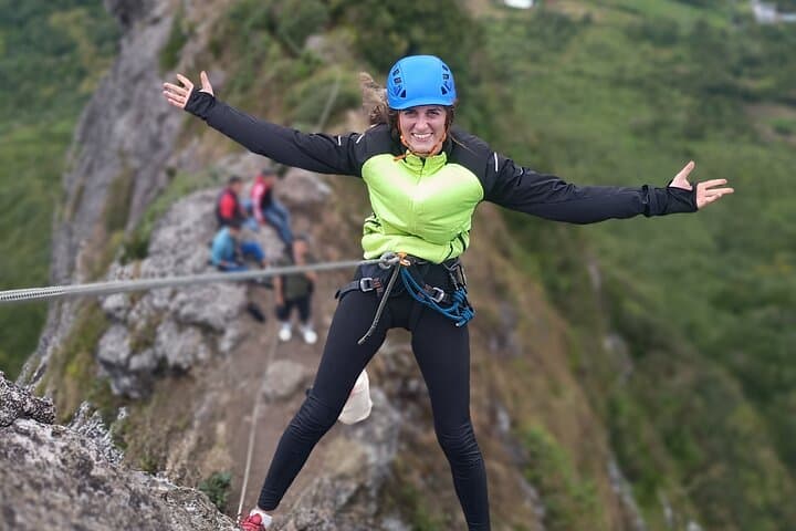 Climb Pieter Both: Hike, Scramble and Abseil to Mauritius’ Granite Summit photo 4