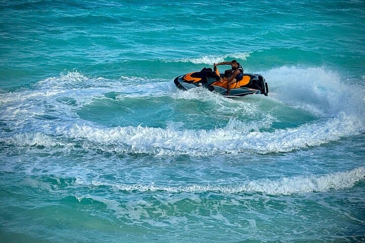Baba's 3-Hour Blue Island Jet Ski Tour to Pine Cay, Parrot Cay & North Caicos