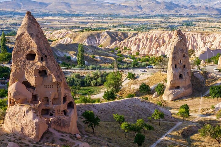 Private Red Tour of Cappadocia: Göreme Open-Air Museum, Uchisar & Love Valley photo 3