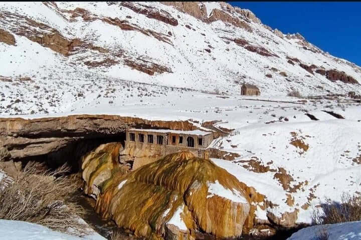 Private High Mountain Tour to Aconcagua from Mendoza — Route 7 Scenic Day Trip photo 1