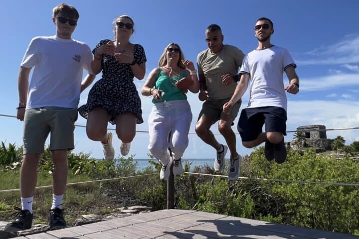 Private VW Beetle Tour: Swim with Turtles and Tulum Ruins Day Trip photo 3