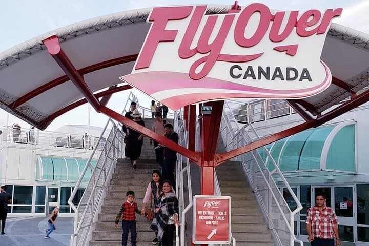 Vancouver City Special Tour with FlyOver Canada: Stanley Park, VanDusen & Waterfront photo 1