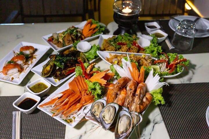 Sunset Dinner Cruise on the Chao Phraya: Alangka Bangkok River Cruise photo 6