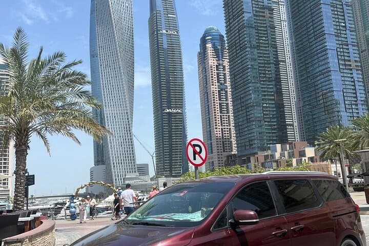 Private Dubai By Night: 4-Hour Marina, Palm & Burj Khalifa Photo Tour photo 3