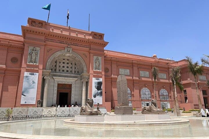 Private Giza Pyramids, Sphinx & Egyptian Museum Day Tour from Cairo photo 3