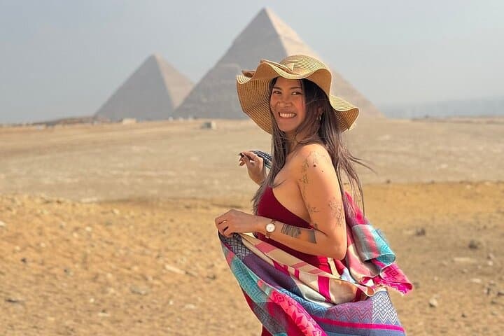 Private Giza Pyramids, Sphinx & Egyptian Museum Day Tour from Cairo