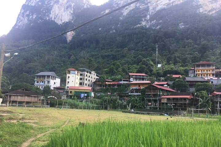 Ban Gioc Waterfall and Ba Be Lake 3-Day Adventure from Hanoi photo 4