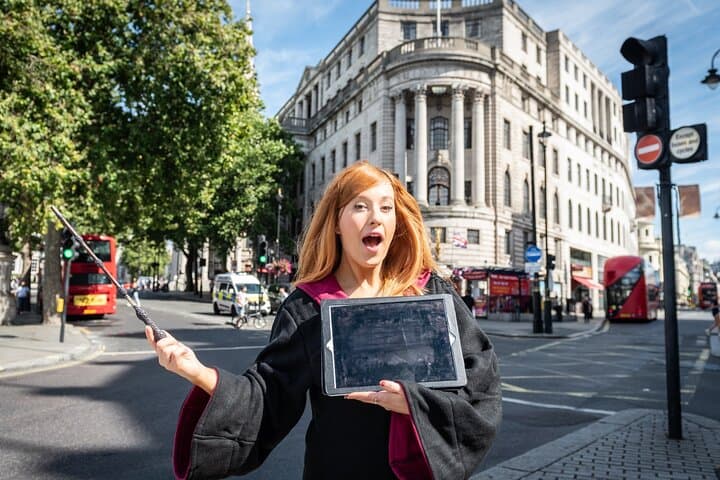 Harry Potter Walking Tour and London Dungeons Experience in London photo 4