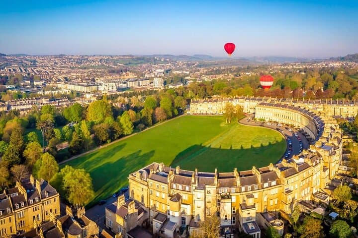Full-Day Private Tour from London: Stonehenge, Bath & Cotswolds in One Day photo 2