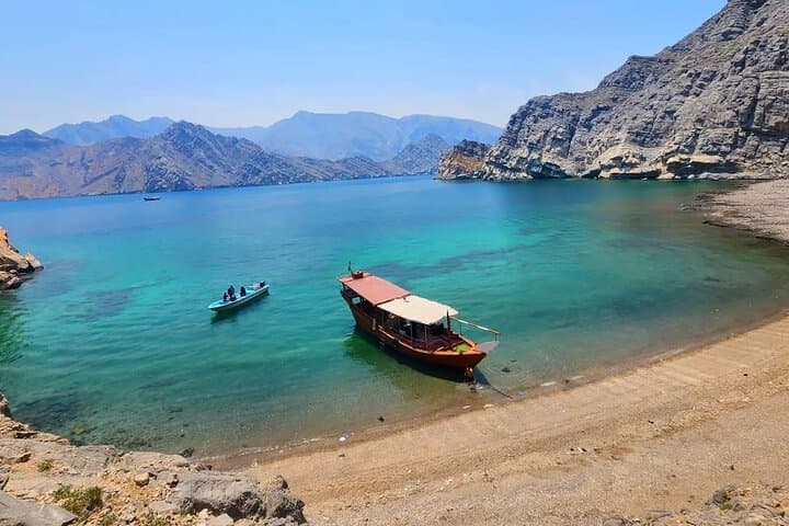 Khasab Overnight Dhow Cruise: Dolphin Watching & Fjord Camping Adventure photo 5