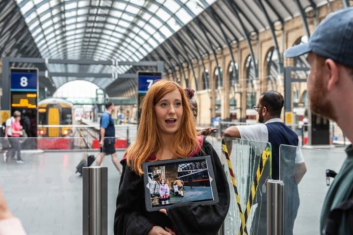 Harry Potter Walking Tour and London Dungeons Experience in London