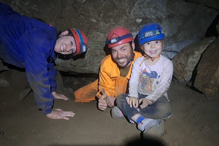 Madrid Caving and Rappelling Adventure: Day Trip Underground photo 6