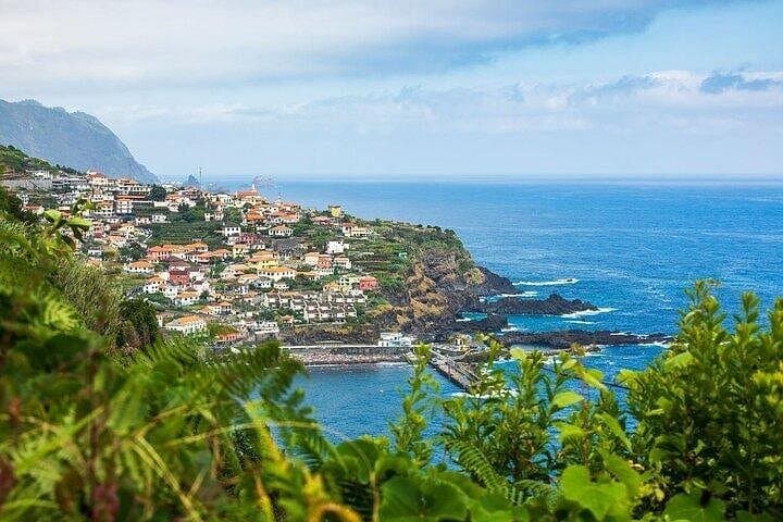 Madeira West Coast Full-Day Tour: Cabo Girão, Paúl da Serra & Porto Moniz photo 4