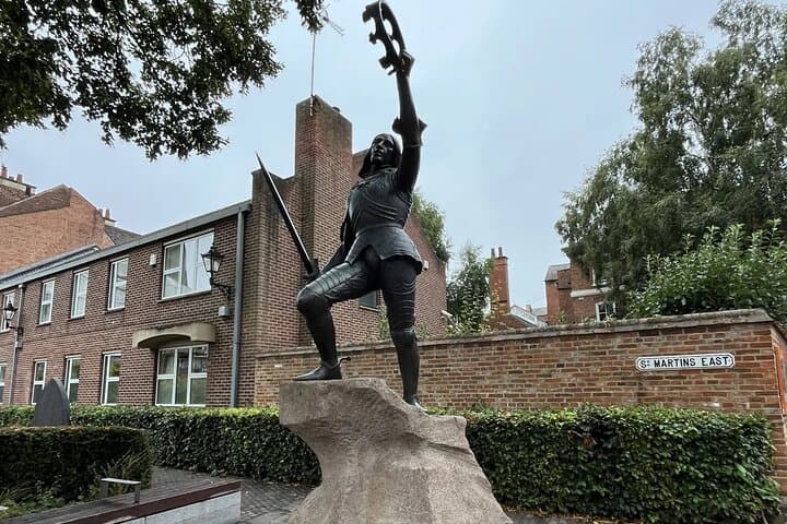 Private King Richard III Walking Tour of Leicester — 4-Hour Historical Walk photo 5