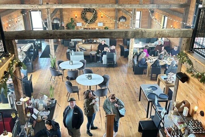 Private Hudson Valley Winery Tour: Benmarl, Nostrano & Quartz Rock photo 5